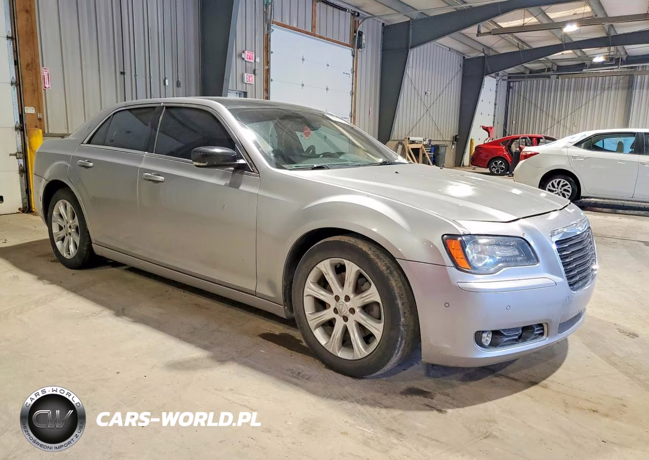 2013 Chrysler 300 S VIN:2C3CCAGT5DH590308 - 4