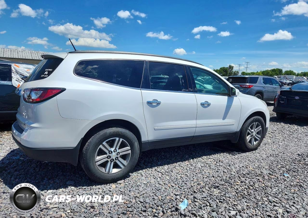 2017 Chevrolet Traverse Lt VIN:1GNKRHKD2HJ189454 - 3