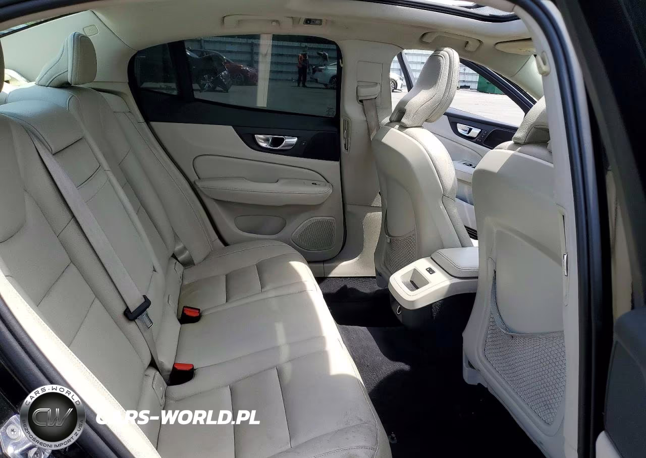 2020 Volvo S60 VIN:7JRA22TKXLG072053 - 10