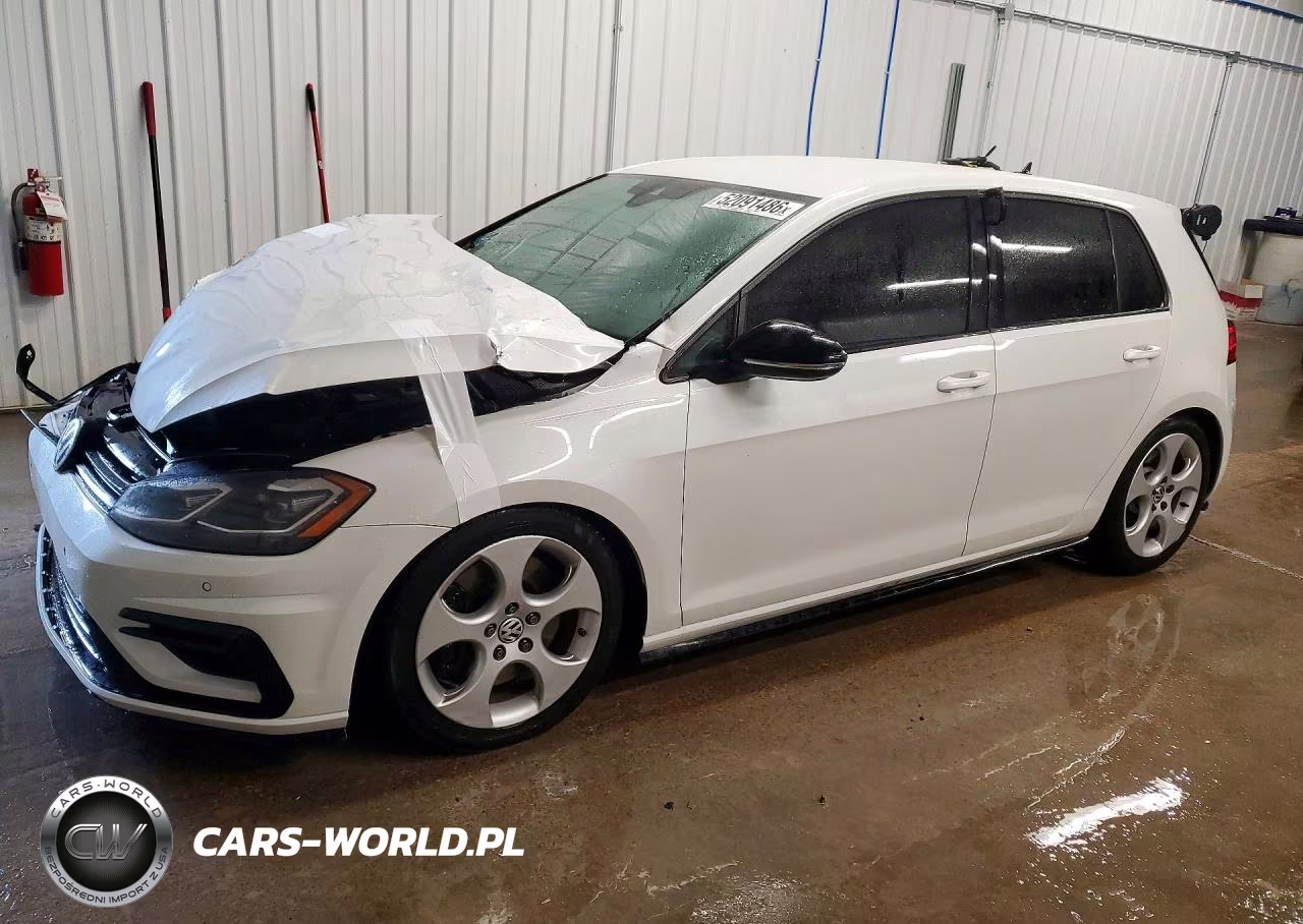 2019 Volkswagen Golf R