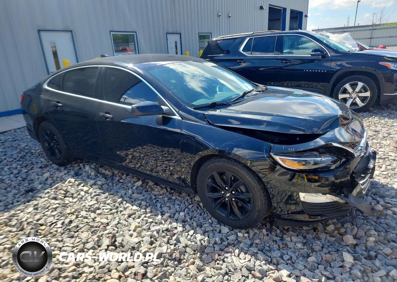 2019 Chevrolet Malibu Lt VIN:1G1ZD5ST4KF114155 - 4