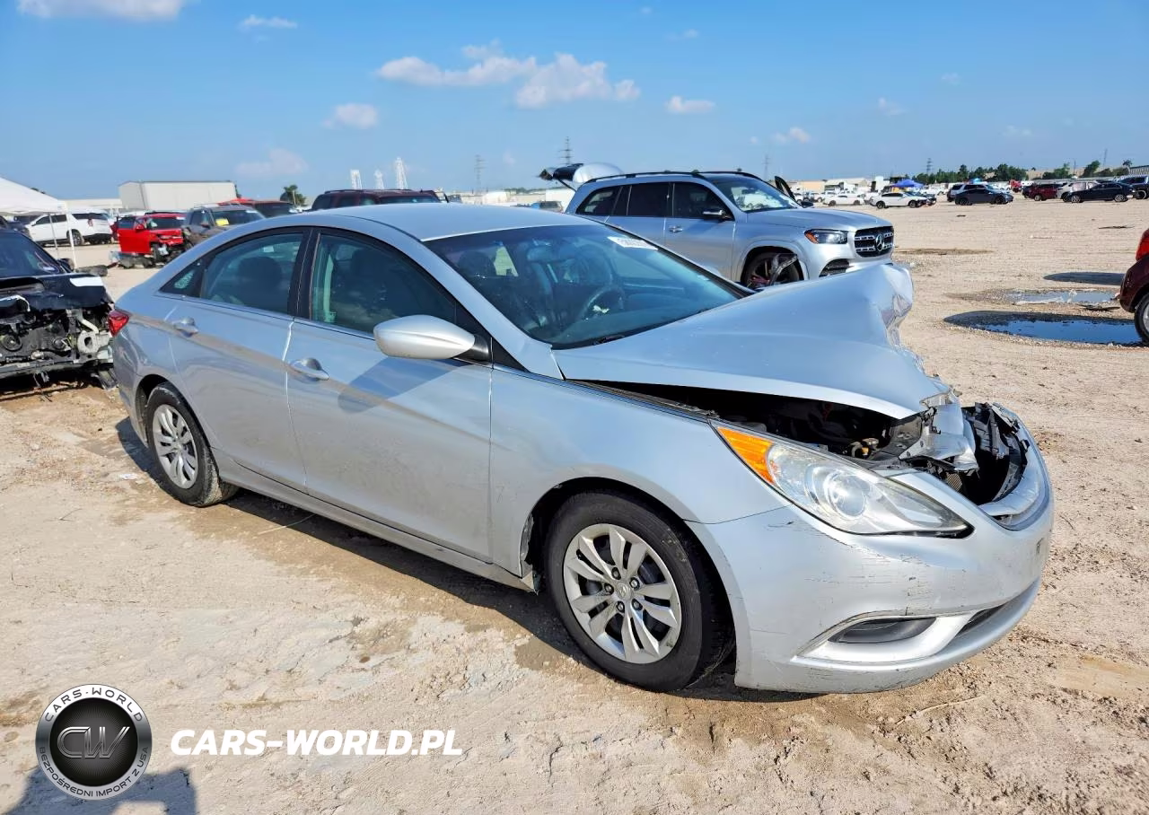 2012 Hyundai Sonata Gls VIN:5NPEB4AC8CH328984 - 4