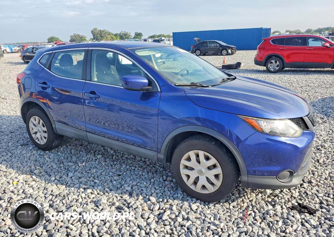 2019 Nissan Rogue Sport S VIN:JN1BJ1CR1KW325720 - 4