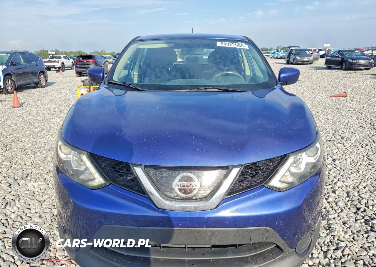 2019 Nissan Rogue Sport S VIN:JN1BJ1CR1KW325720 - 5
