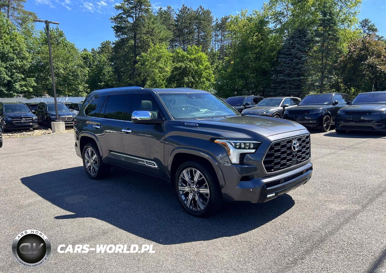 2023 Toyota Sequoia Capstone – zdjęcie 1 z 11