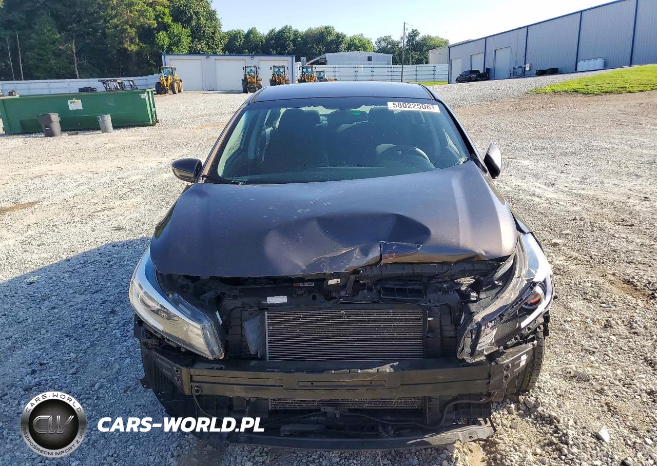 2017 Kia Forte Lx VIN:3KPFK4A78HE104259 - 5