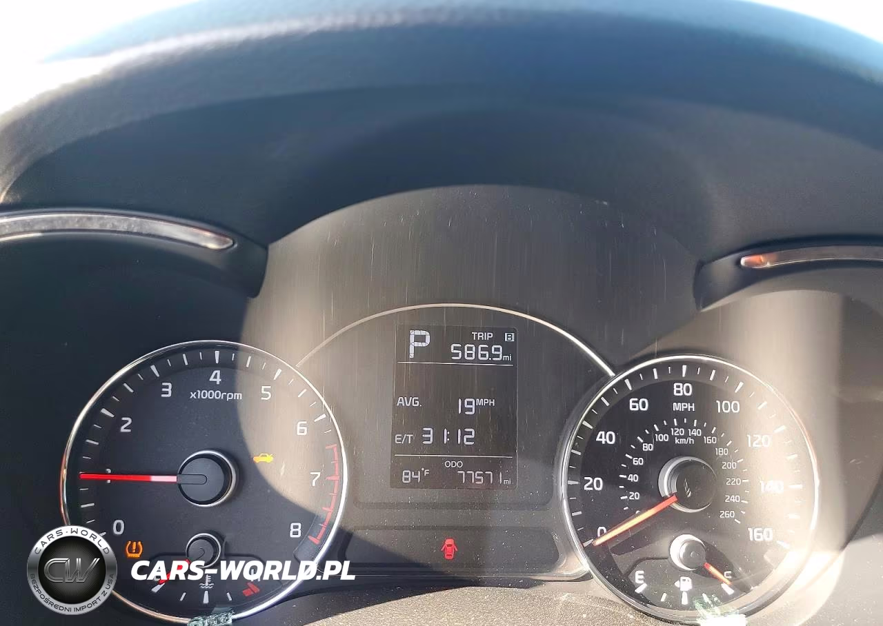 2017 Kia Forte Lx VIN:3KPFK4A78HE104259 - 9