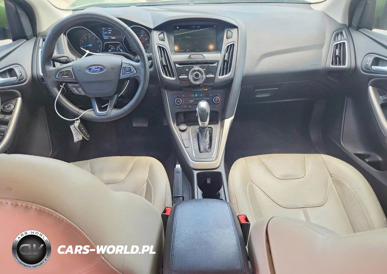 2018 Ford Focus Titanium VIN:1FADP3J2XJL294754 - 8
