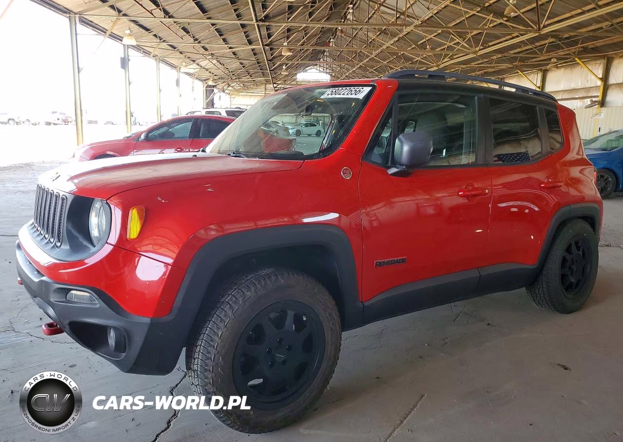 2015 Jeep Renegade Trailhawk – zdjęcie 1 z 12