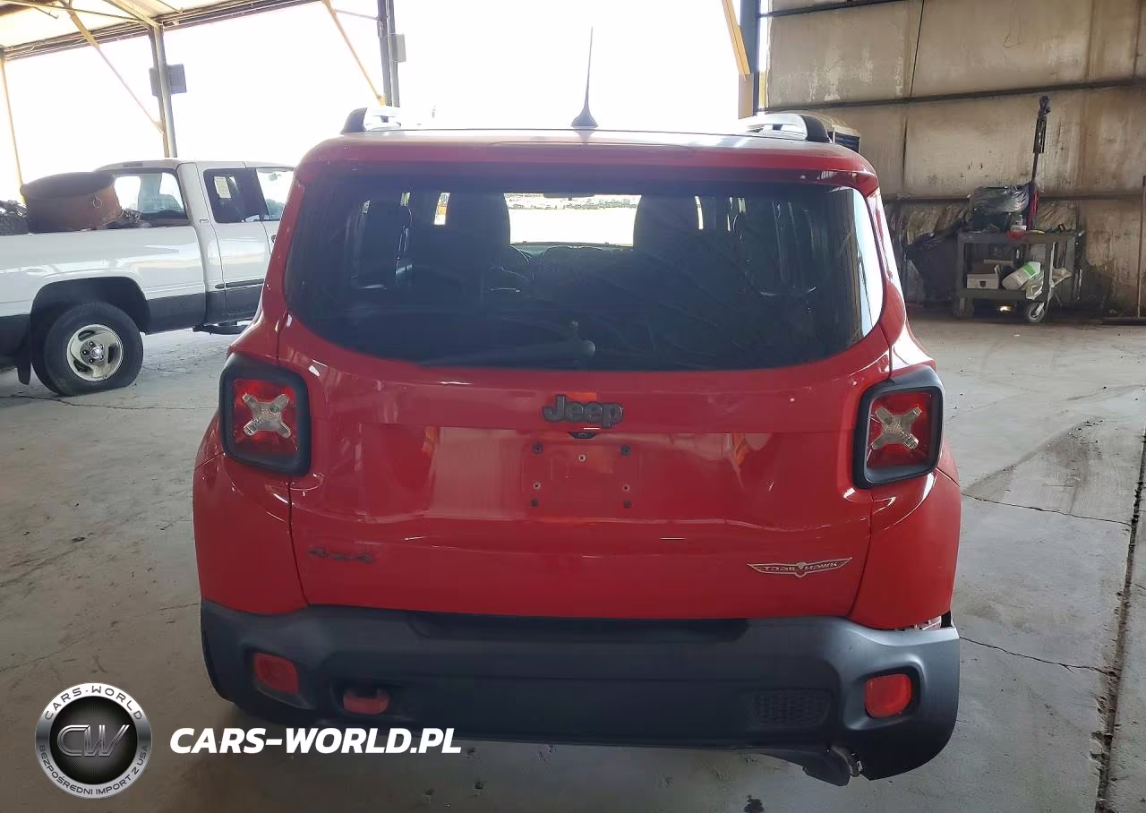 2015 Jeep Renegade Trailhawk VIN:ZACCJBCTXFPC17926 - 6