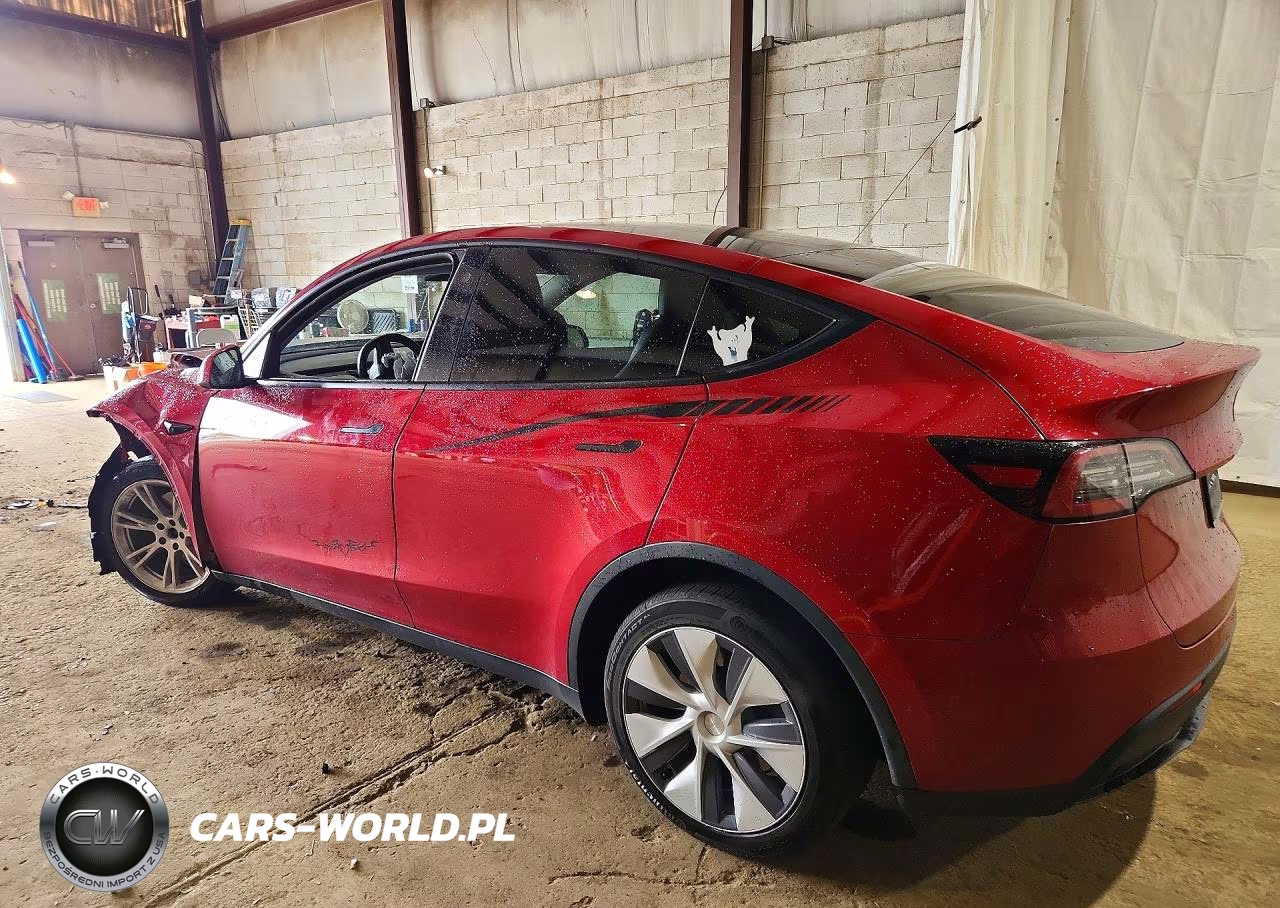 2021 Tesla Model Y VIN:5YJYGDEE6MF184555 - 2
