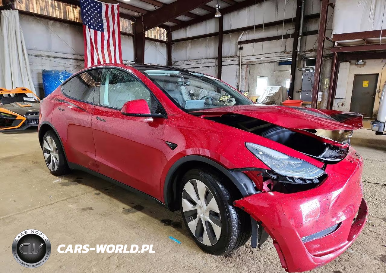 2021 Tesla Model Y VIN:5YJYGDEE6MF184555 - 4