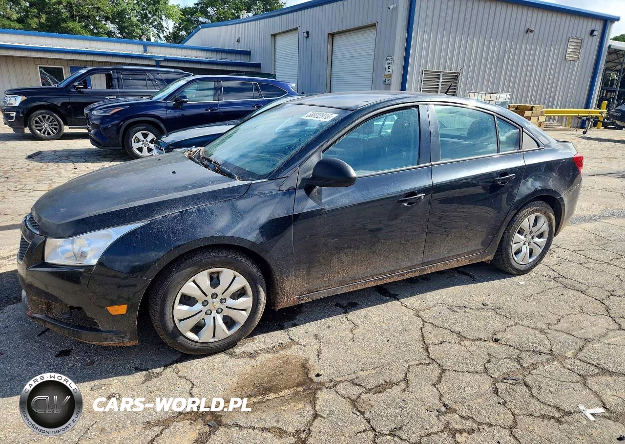 2014 CHEVROLET CRUZE LS – zdjęcie 1 z 12