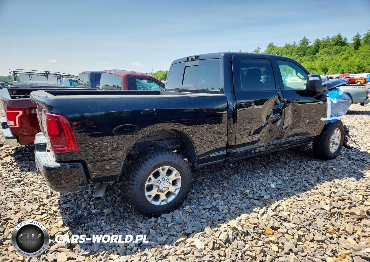 2026 Ram 2500 Laramie VIN:3C6UR5FJ5TG168728 - 3