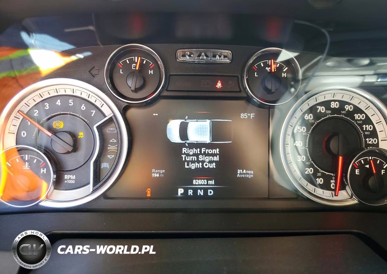 2018 Ram 1500 Slt VIN:1C6RR7LG8JS249870 - 9