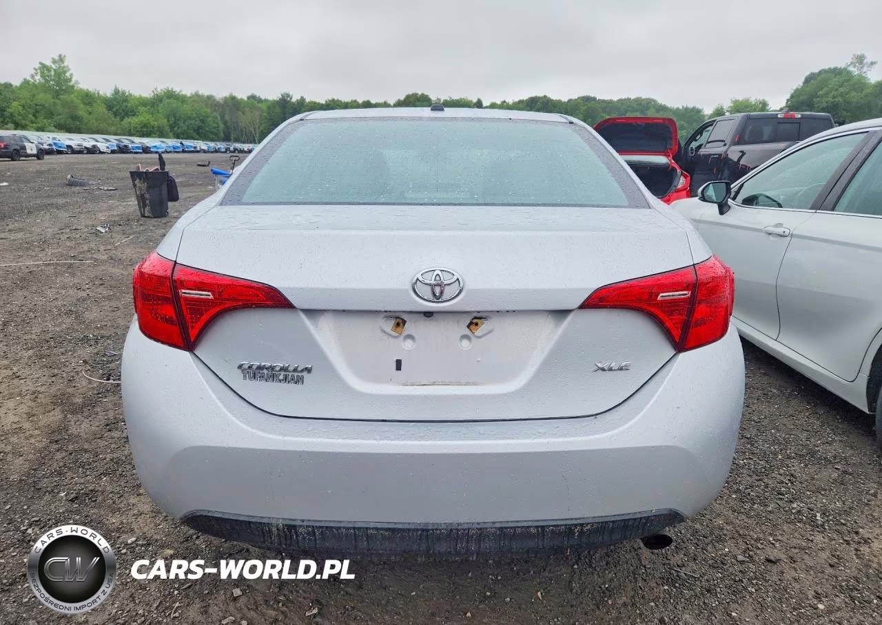 2018 Toyota Corolla Xle VIN:2T1BURHE5JC047484 - 6