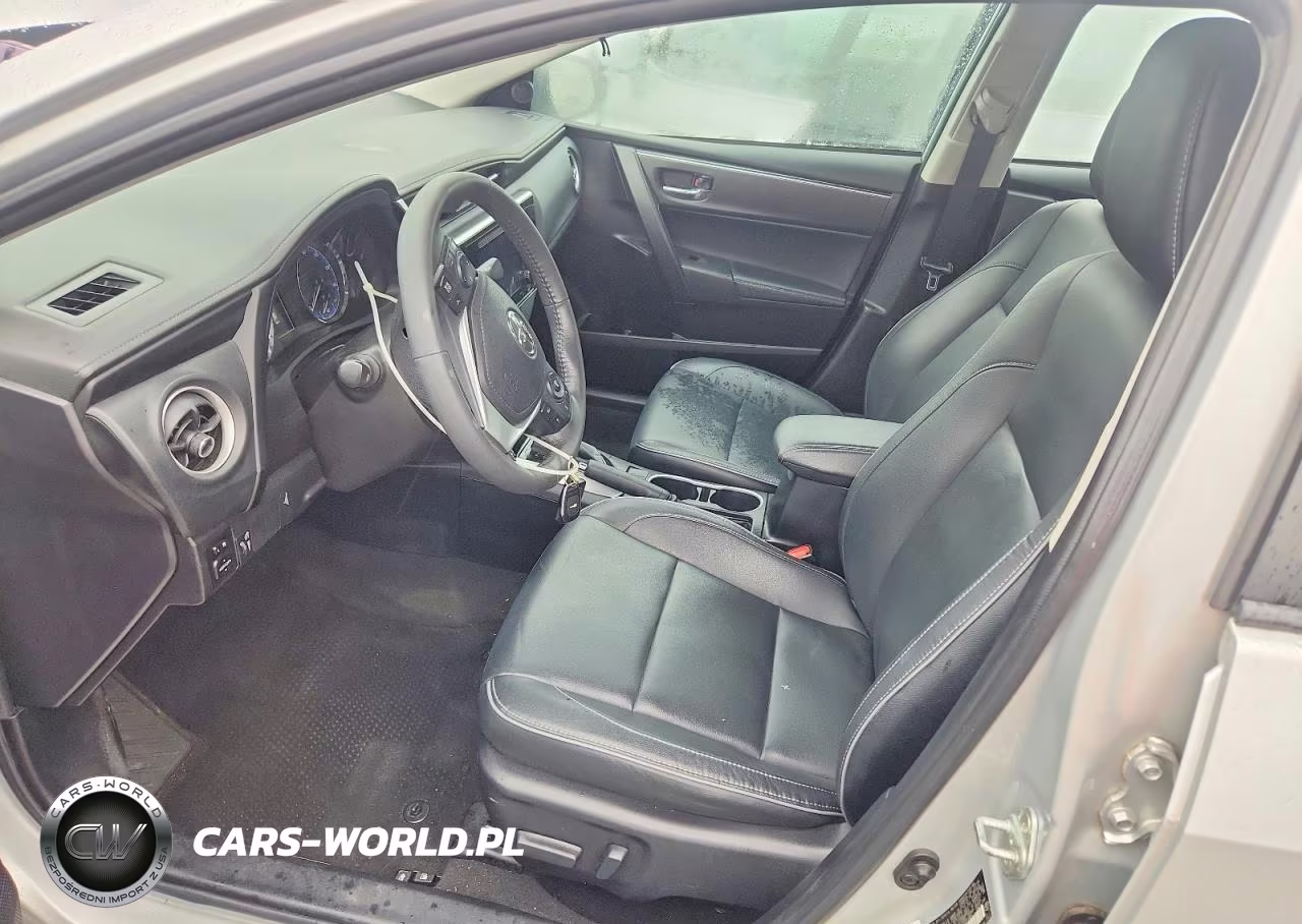 2018 Toyota Corolla Xle VIN:2T1BURHE5JC047484 - 7