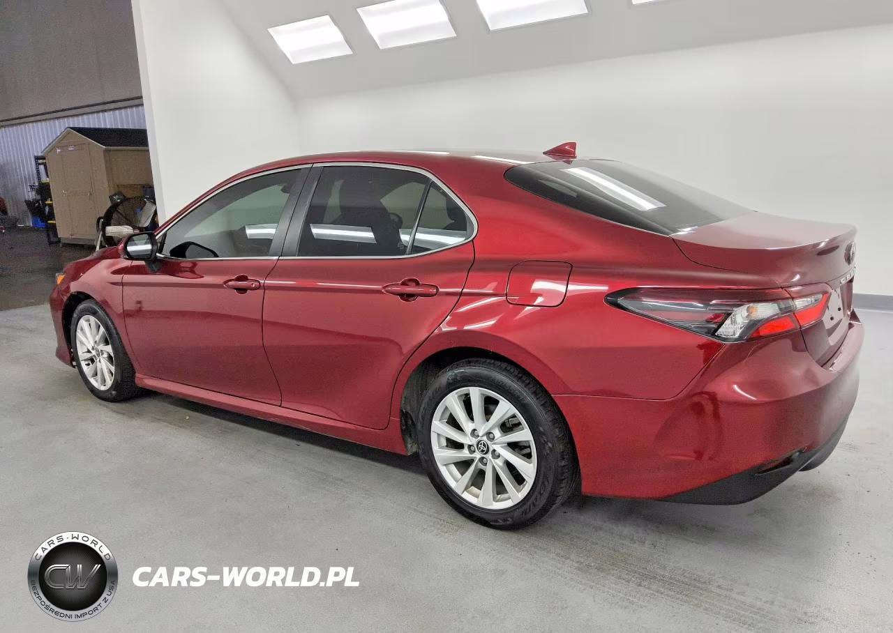 2022 Toyota Camry Le VIN:4T1R11AK4NU676201 - 2