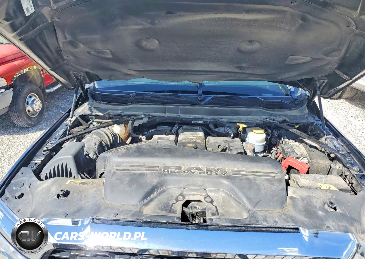 2022 Ram 3500 VIN:3C7WRTCL5NG400925 - 11