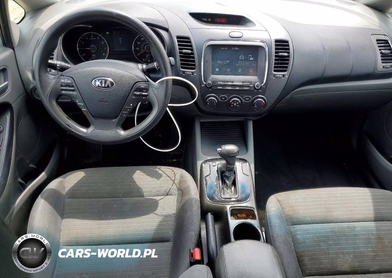 2018 Kia Forte Lx VIN:3KPFL4A75JE280852 - 8