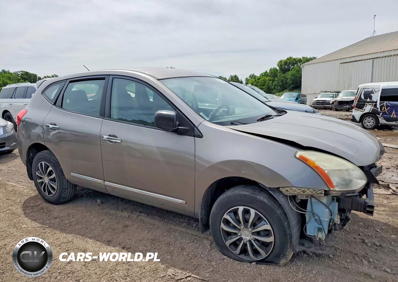 2012 Nissan Rogue S VIN:JN8AS5MVXCW368824 - 4