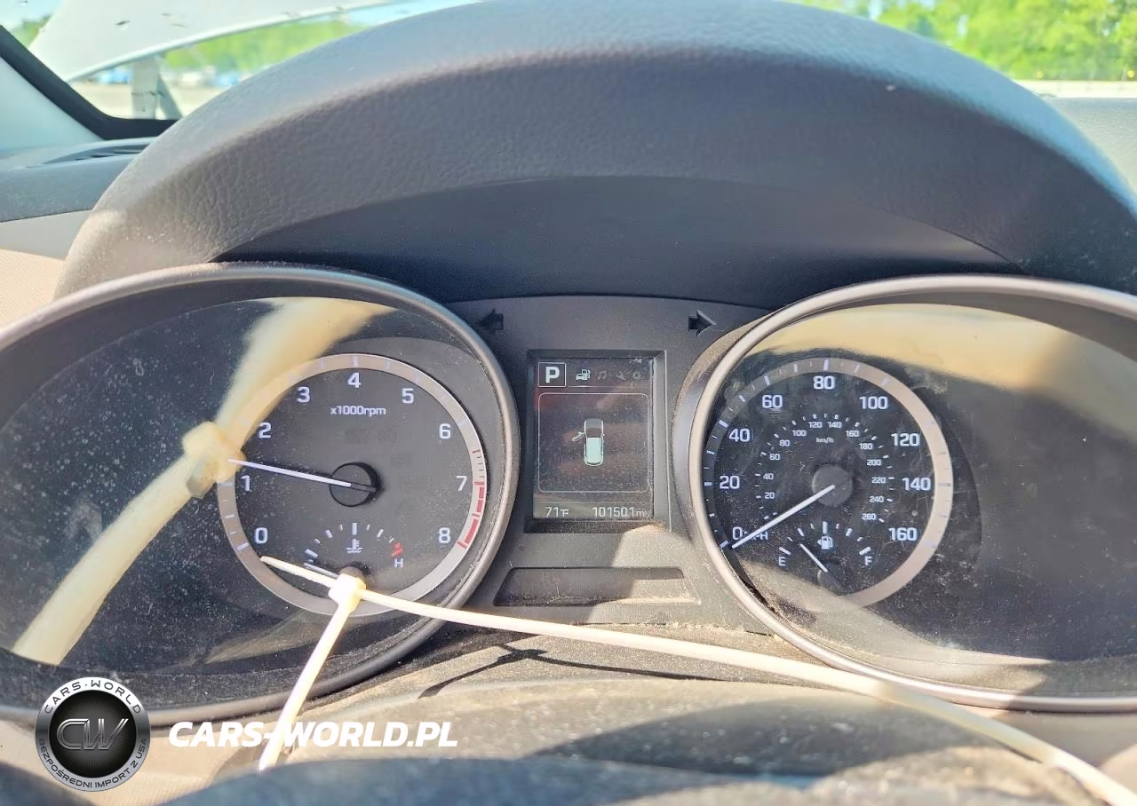 2018 Hyundai Santa Fe Sport 2.4L VIN:5XYZU3LBXJG504965 - 9