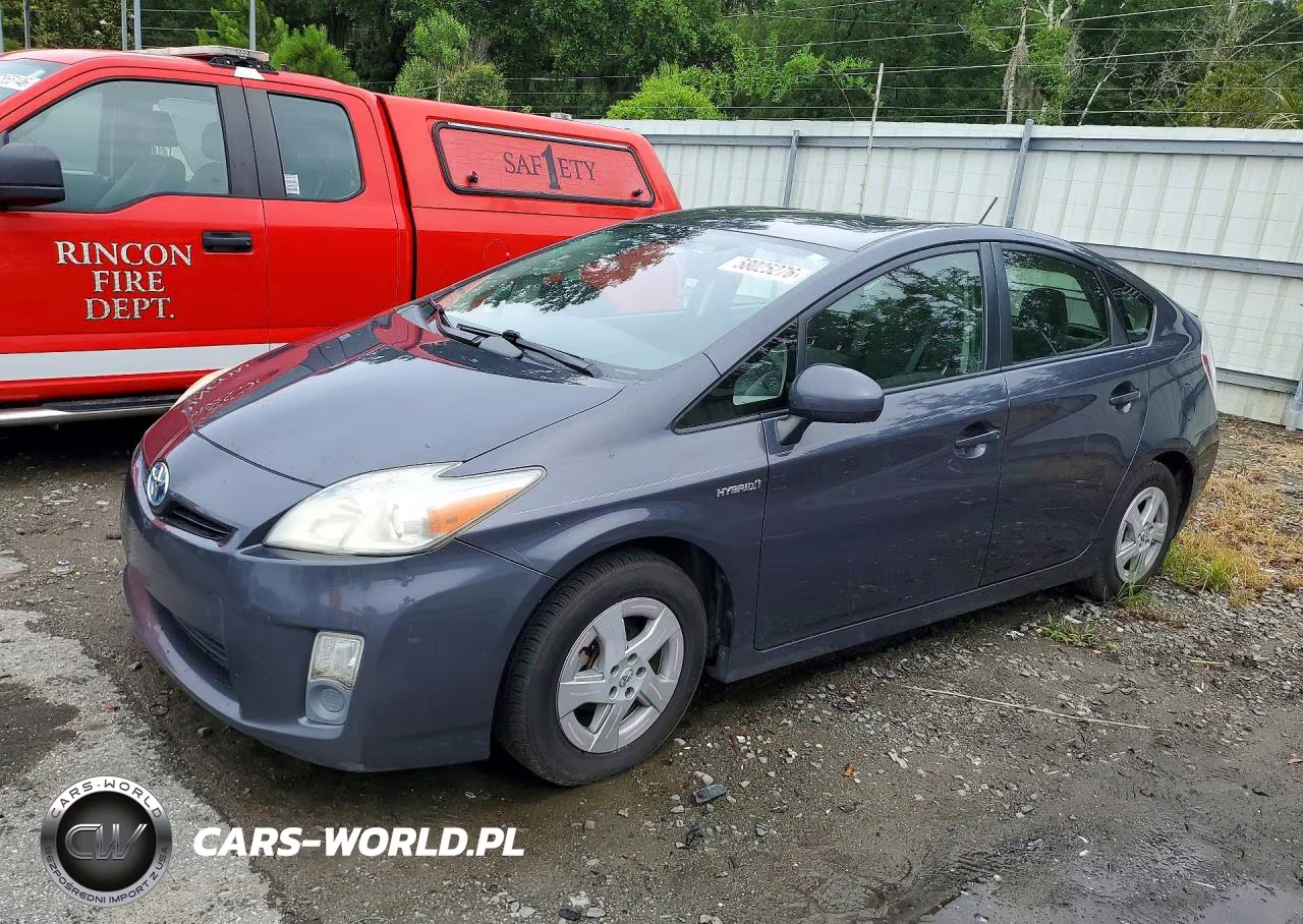 2011 Toyota Prius Three