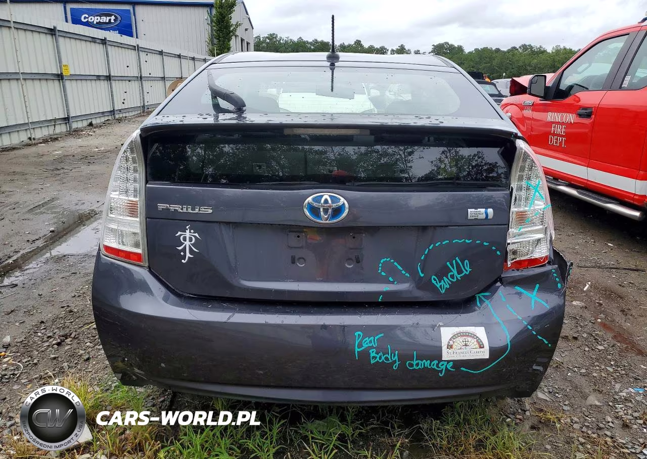 2011 Toyota Prius Three VIN:JTDKN3DUXB0319174 - 6