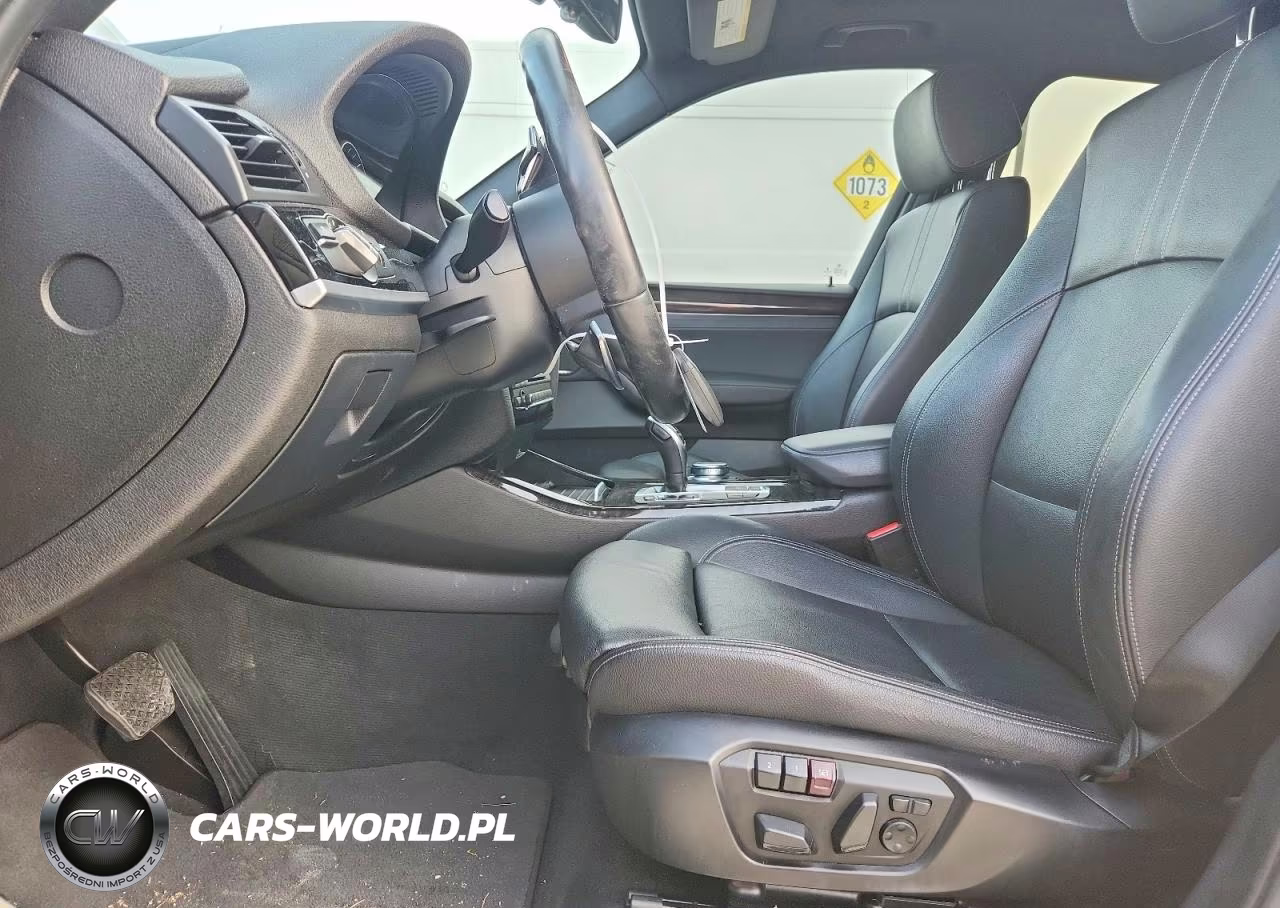 2017 BMW X3 xDrive35I VIN:5UXWX7C59H0S19927 - 7