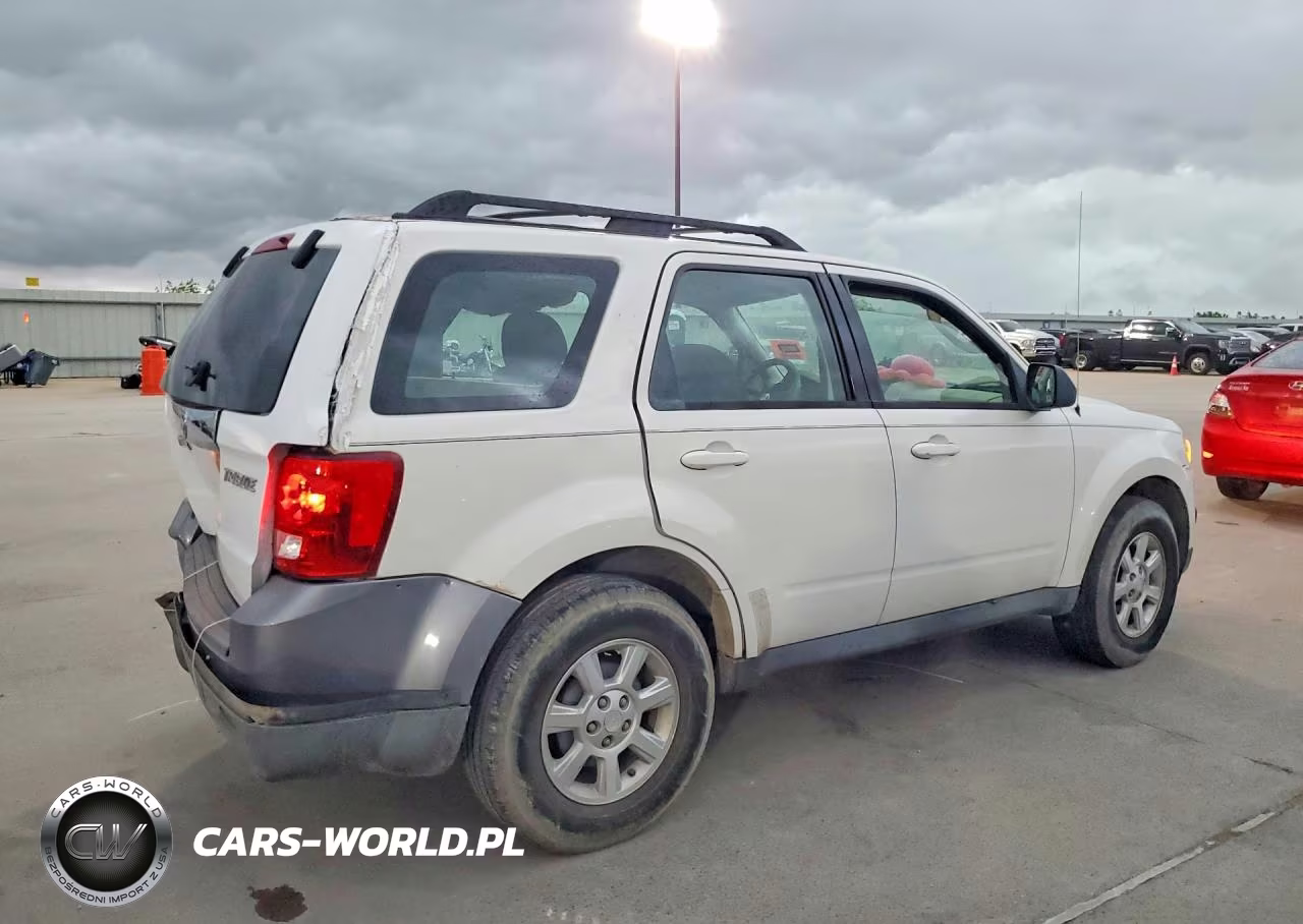 2009 Mazda Tribute I VIN:4F2CZ02729KM08398 - 3