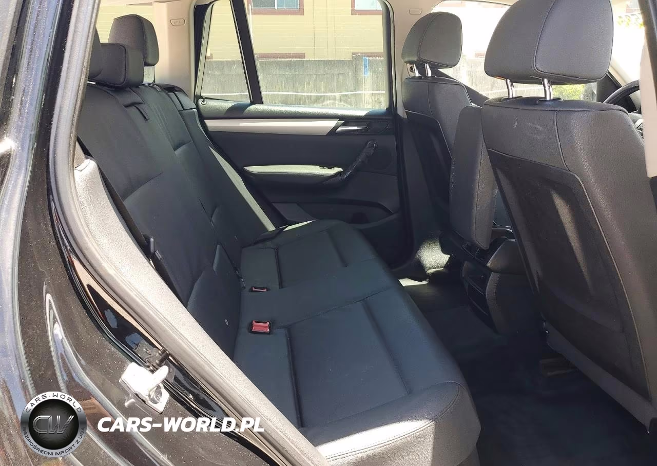 2011 BMW X3 xDrive28I VIN:5UXWX5C57BL708692 - 10