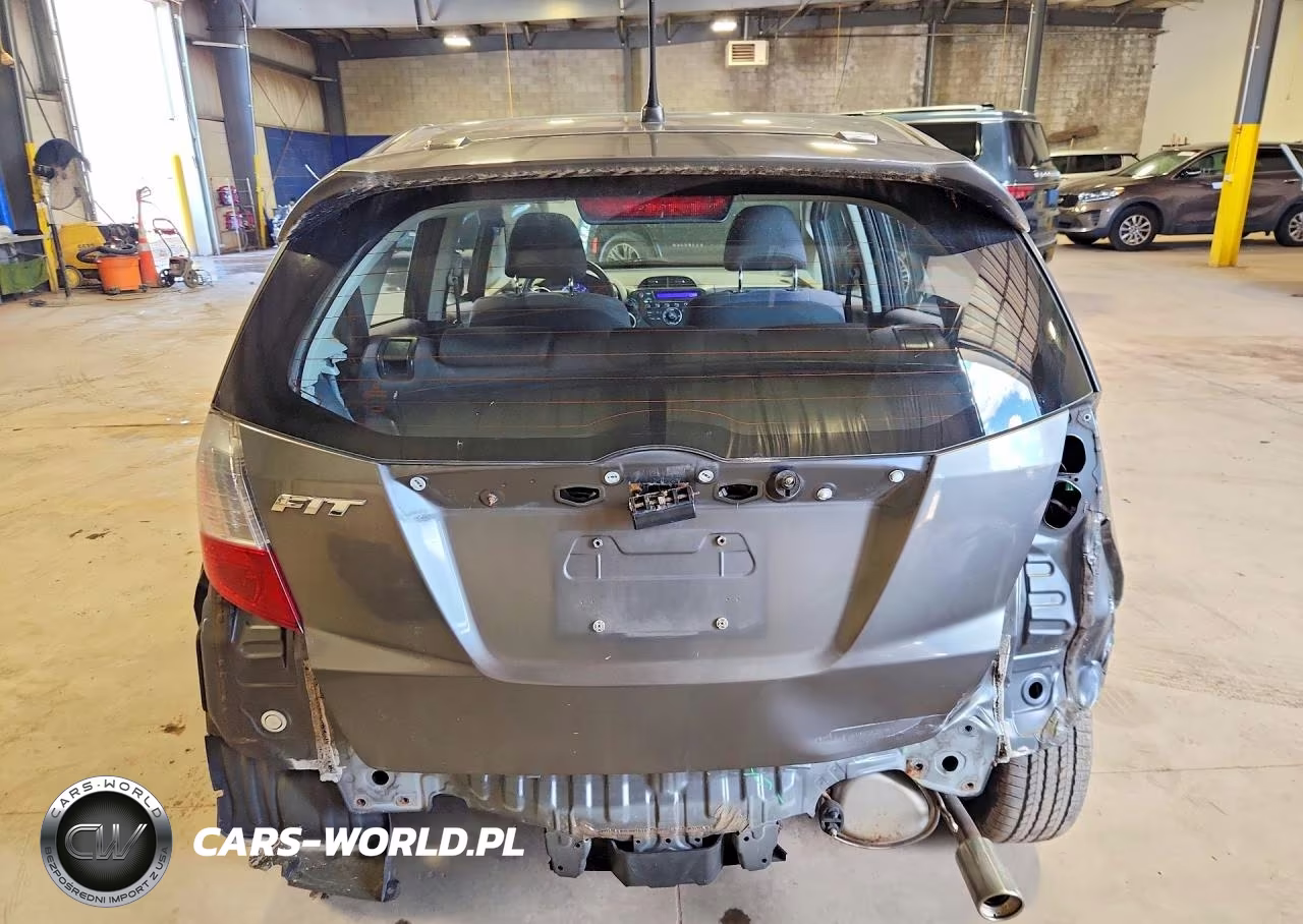 2012 Honda Fit Sport VIN:JHMGE8H59CC016374 - 6