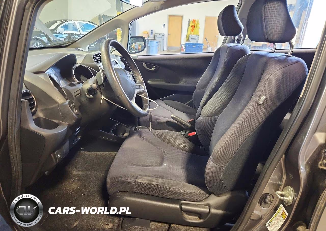 2012 Honda Fit Sport VIN:JHMGE8H59CC016374 - 7
