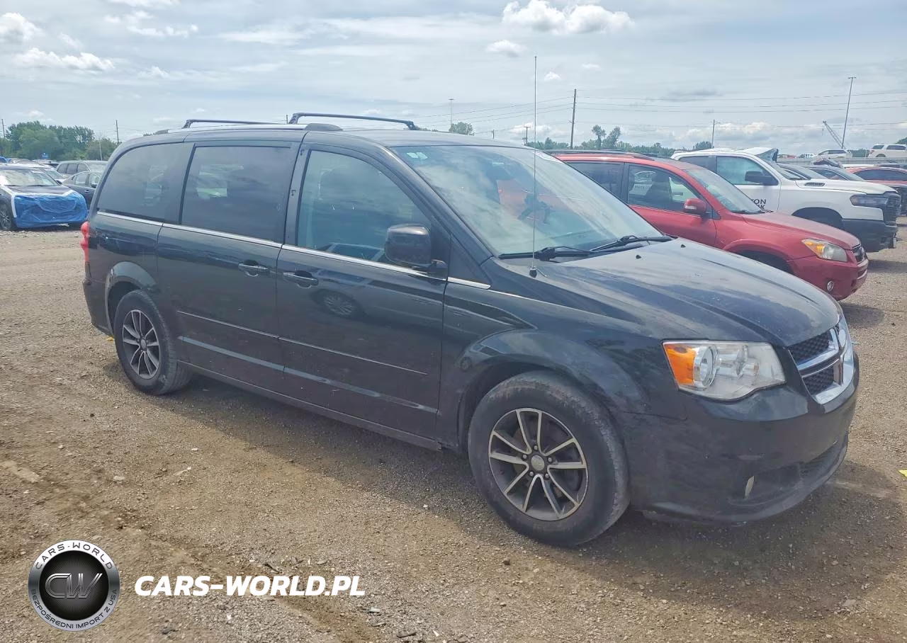 2017 Dodge Grand Caravan Sxt VIN:2C4RDGCG4HR589097 - 4