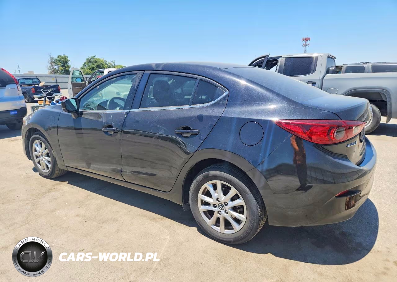 2018 Mazda 3 Sport VIN:3MZBN1U73JM197975 - 2