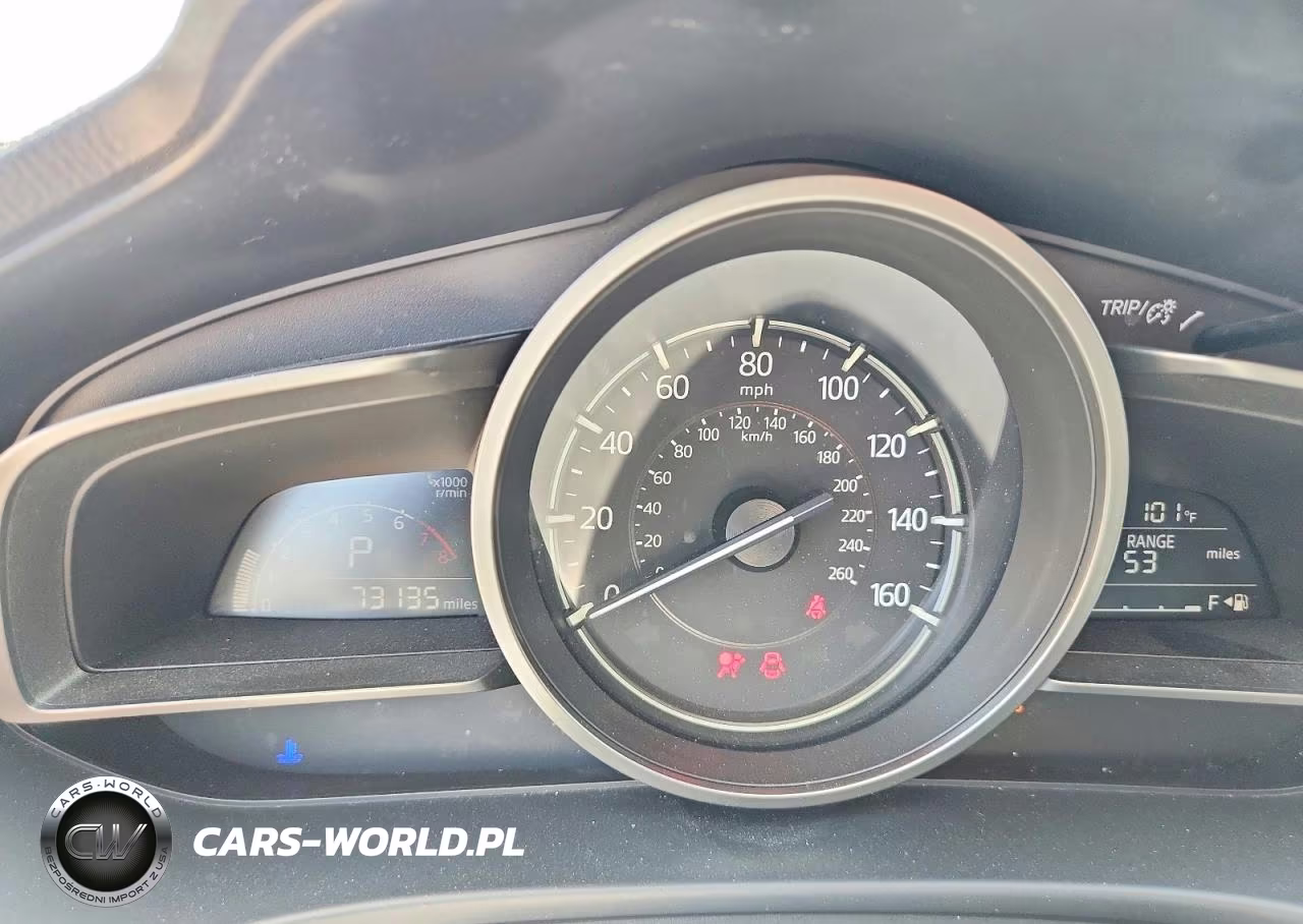 2018 Mazda 3 Sport VIN:3MZBN1U73JM197975 - 9