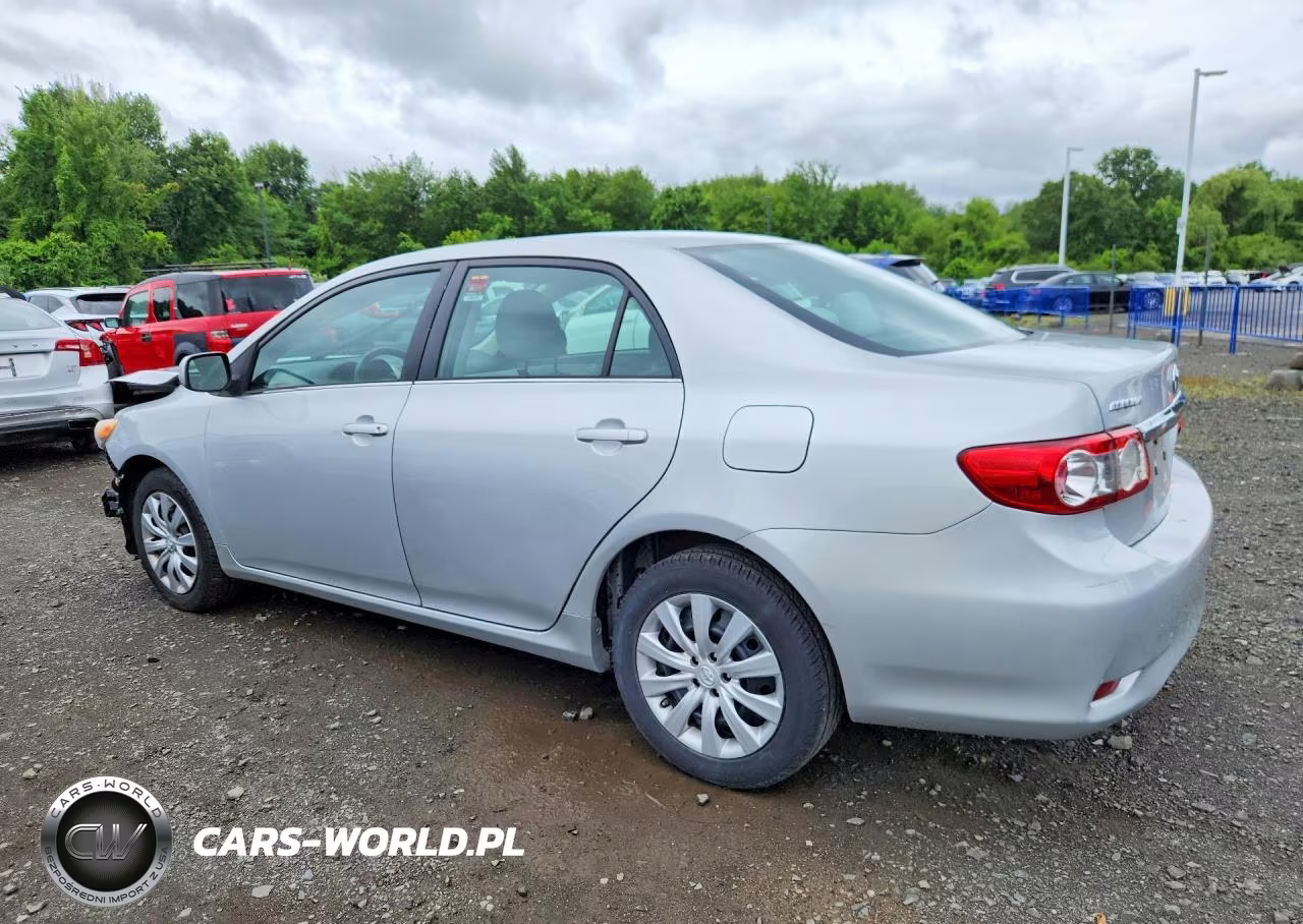 2013 Toyota Corolla Le VIN:2T1BU4EE0DC094224 - 2