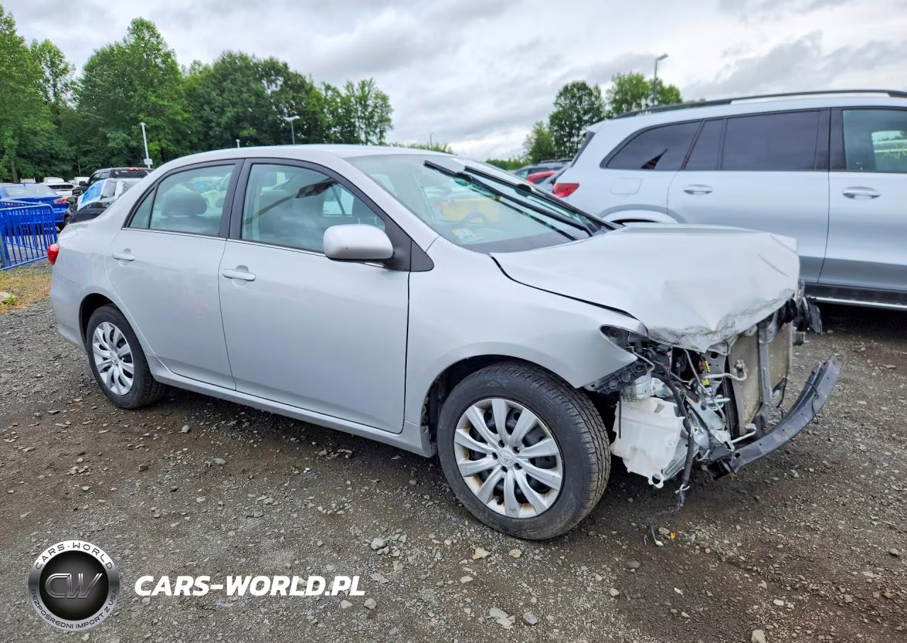 2013 Toyota Corolla Le VIN:2T1BU4EE0DC094224 - 4