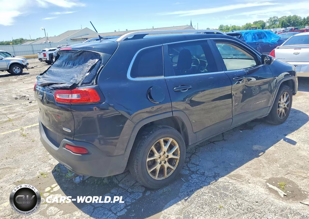 2014 Jeep Cherokee Latitude VIN:1C4PJMCS7EW221079 - 3