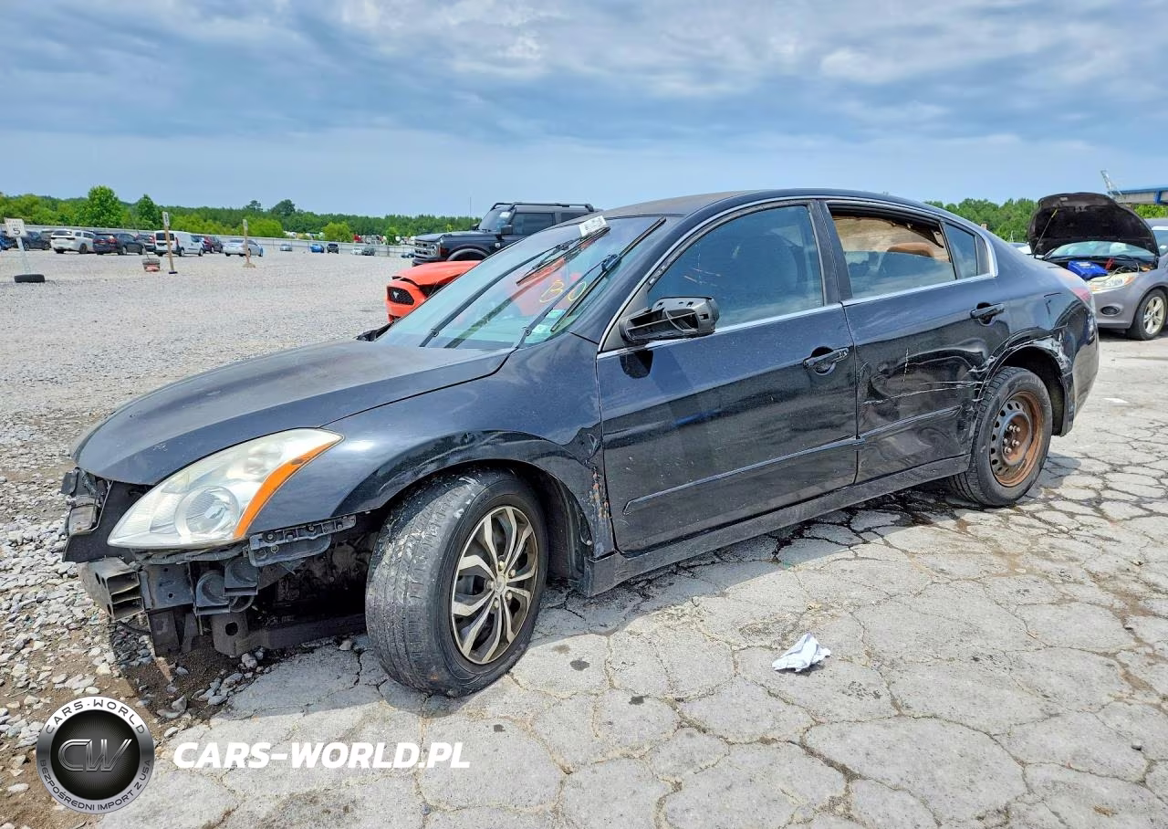 2011 Nissan Altima Base