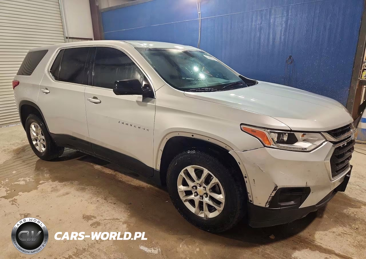 2019 Chevrolet Traverse Ls VIN:1GNERFKW9KJ112364 - 4