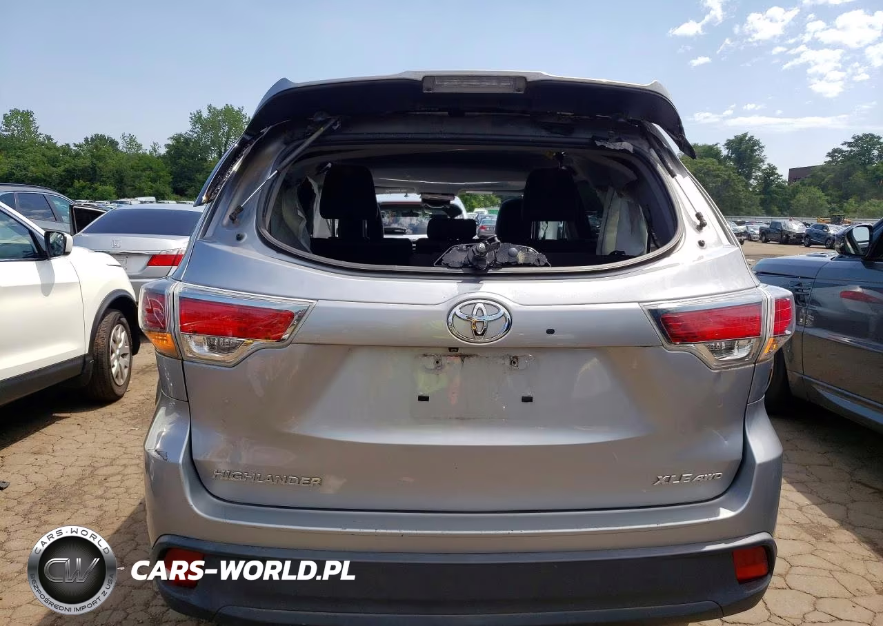 2015 Toyota Highlander Xle VIN:5TDJKRFHXFS102637 - 6