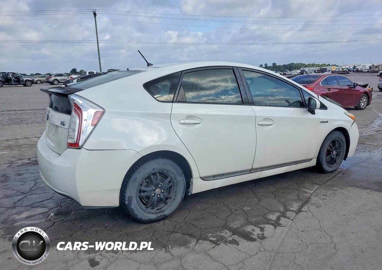 2012 Toyota Prius Two VIN:JTDKN3DU7C5466900 - 3
