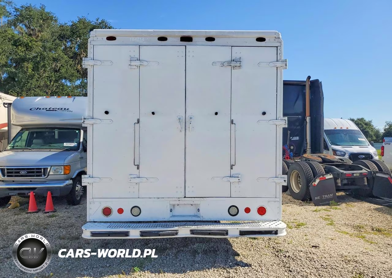 2008 Freightliner Mt45 Chassis Delivery Truck VIN:4UZAAPDU08CZ83713 - 6