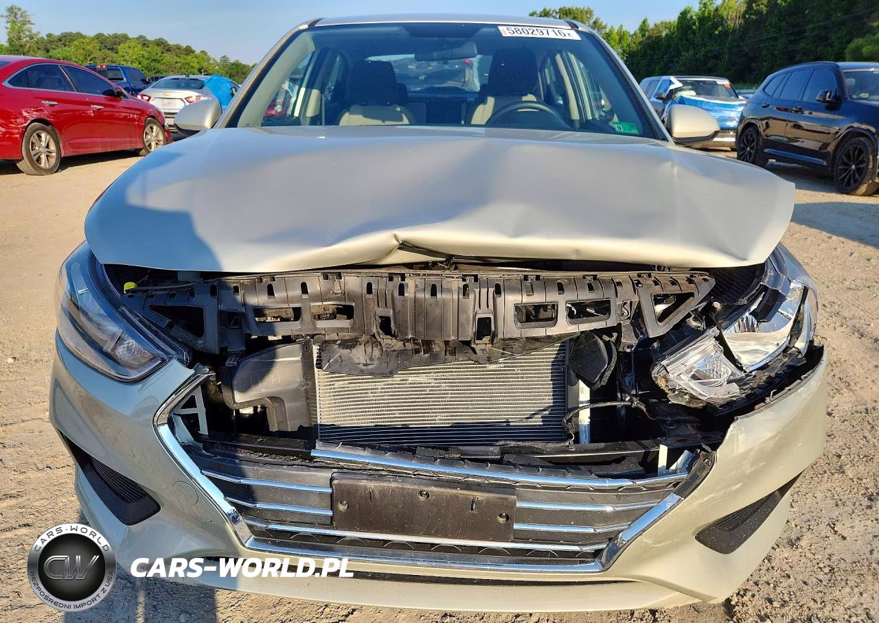 2019 Hyundai Accent Se VIN:3KPC24A35KE061975 - 5