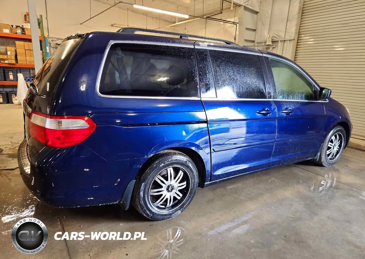 2005 Honda Odyssey Touring VIN:5FNRL38865B128293 - 3