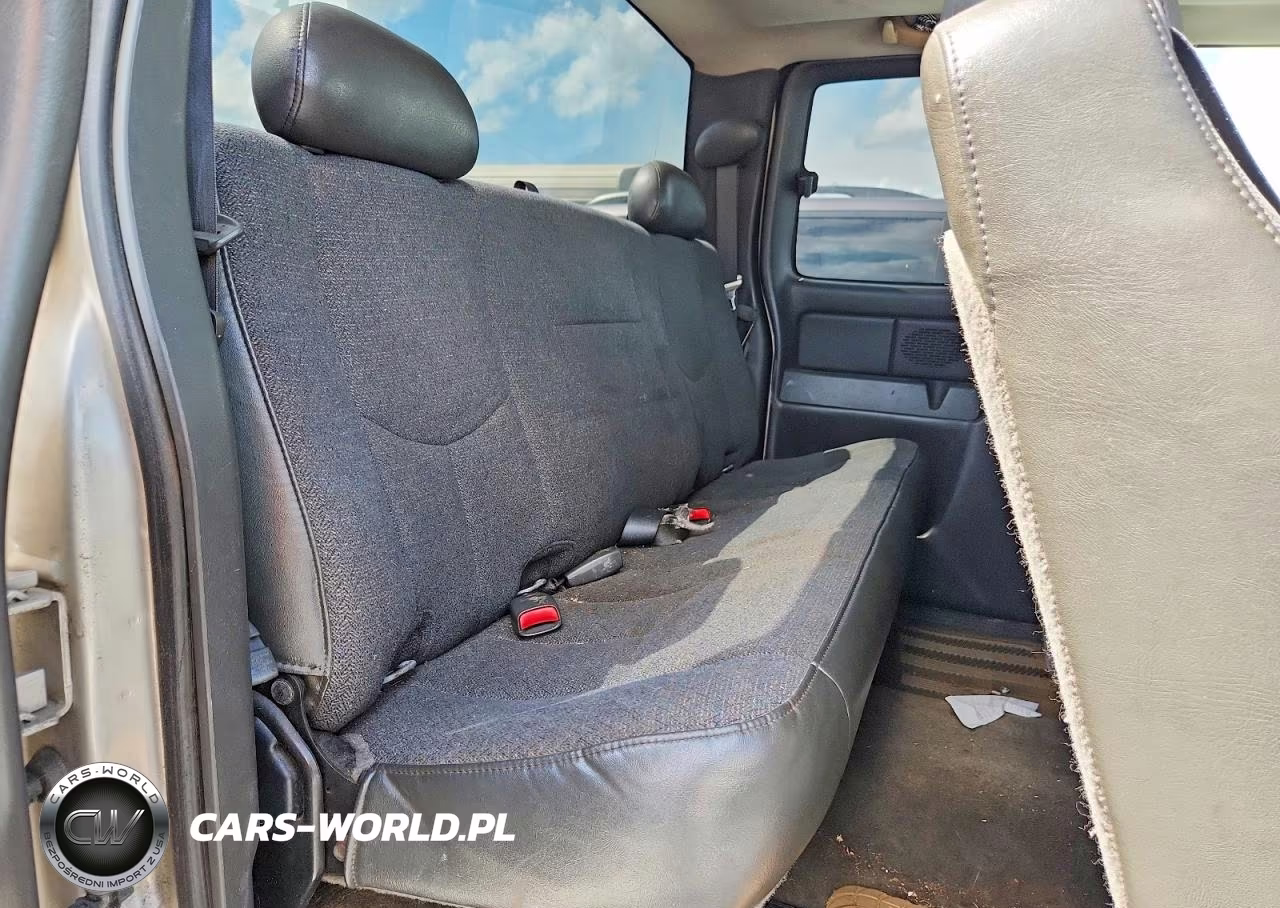 2005 Chevrolet Silverado C1500 VIN:1GCEC19X65Z278732 - 10