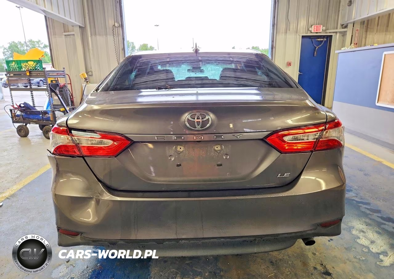 2019 Toyota Camry Le VIN:4T1B11HK1KU210356 - 6