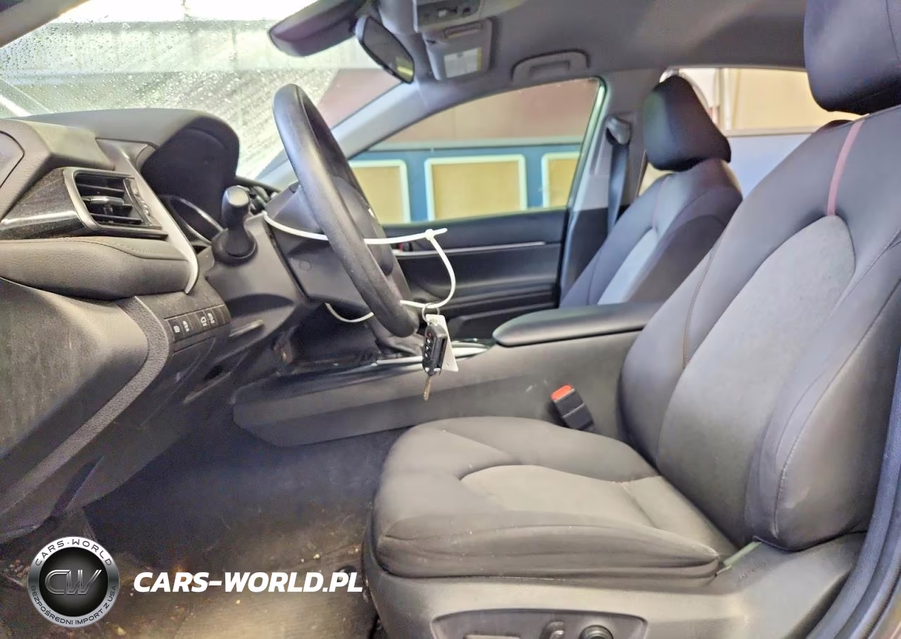 2019 Toyota Camry Le VIN:4T1B11HK1KU210356 - 7
