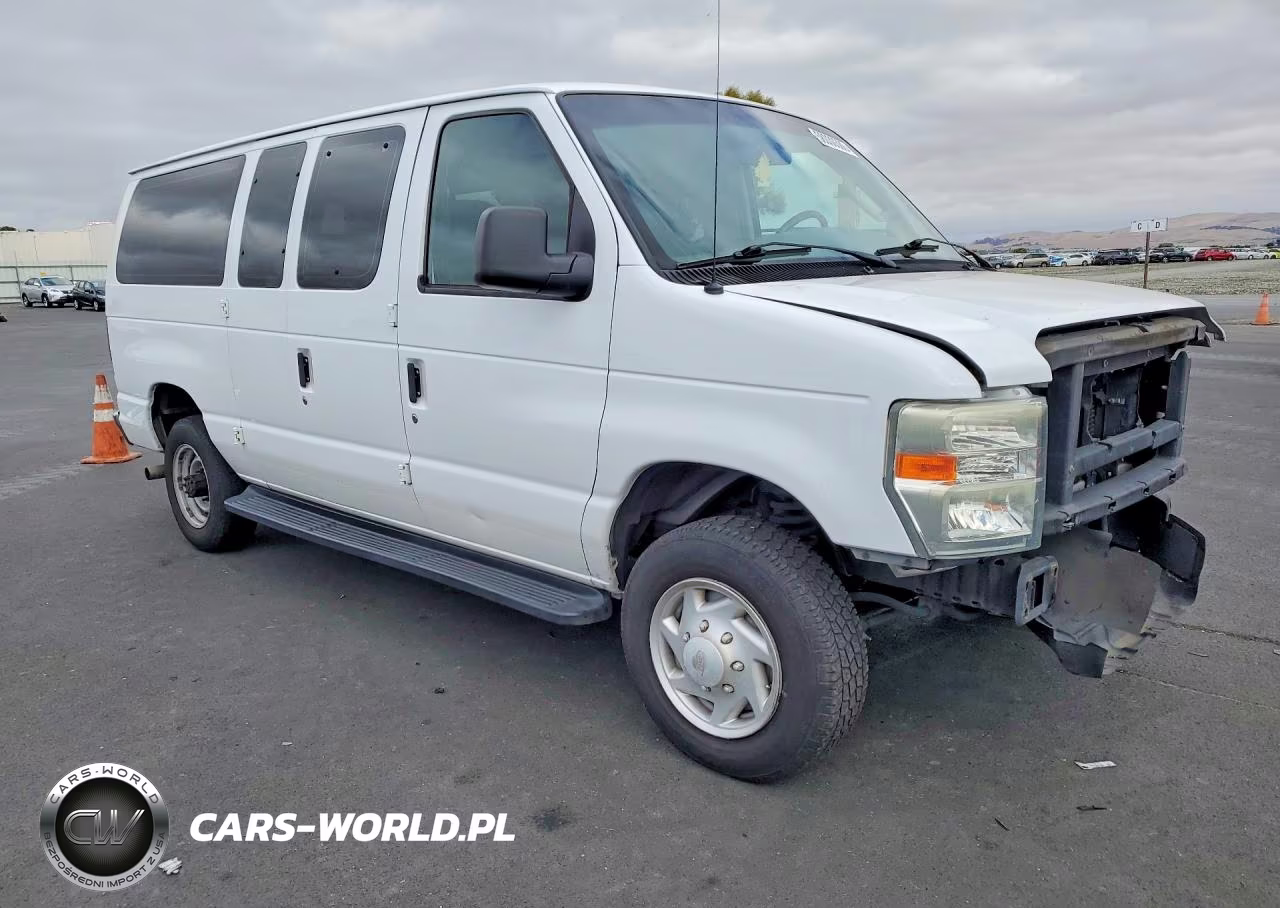 2008 Ford Econoline E350 Super Duty Wagon VIN:1FBNE31LX8DB00777 - 4